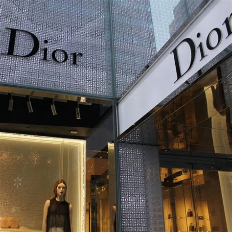 does dior accept cash|Dior free returns.